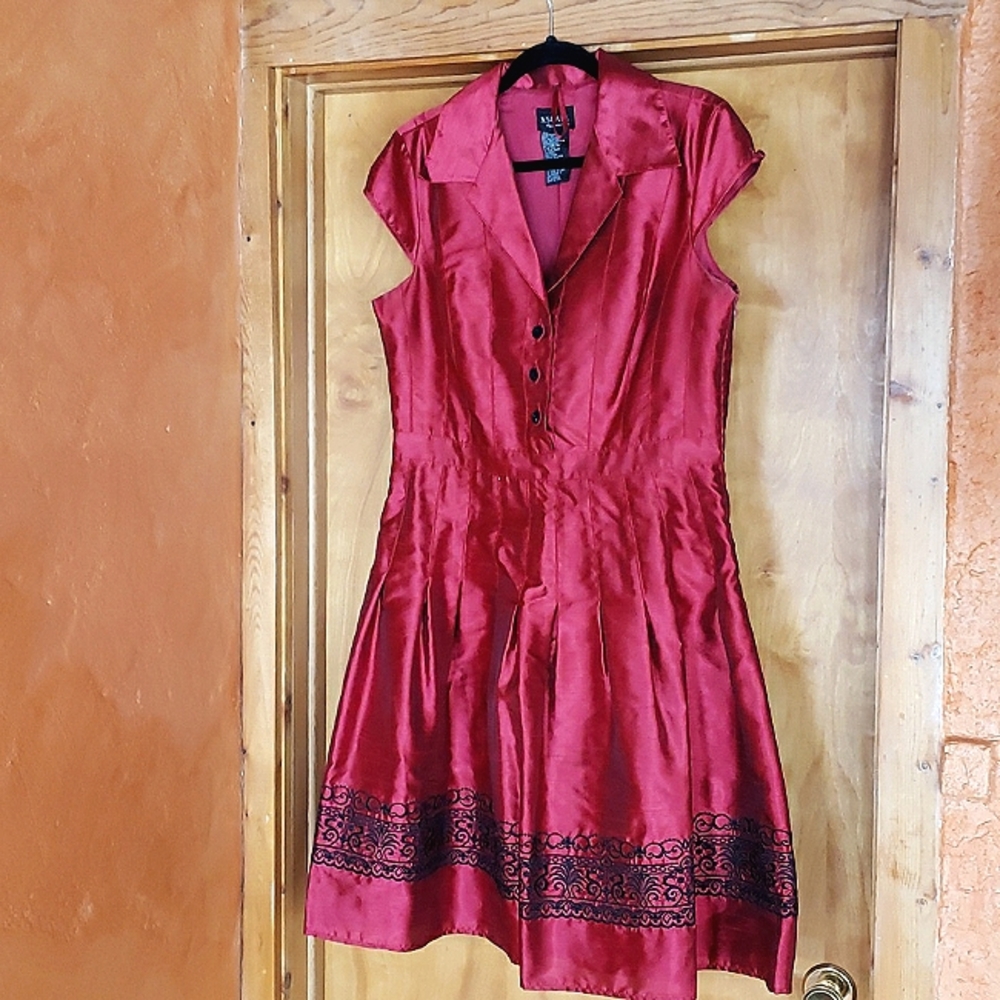 Xscape by Joanna Chen, Red Satin Cocktail Dress, size 16
